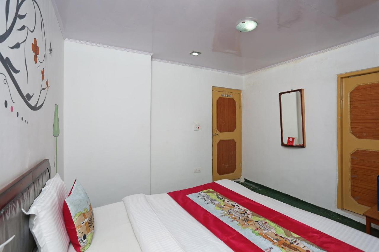 OYO 9083 Hotel New Tourist Palace Pahalgām Exterior foto